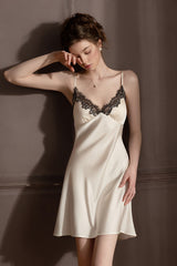 White Midnight Chantilly Mini Slip