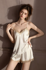 White Scalloped Lace Cami, Shorts & Robe 3-Piece Set