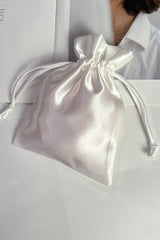 Velvet Gloss Silk Drawstring Pouch
