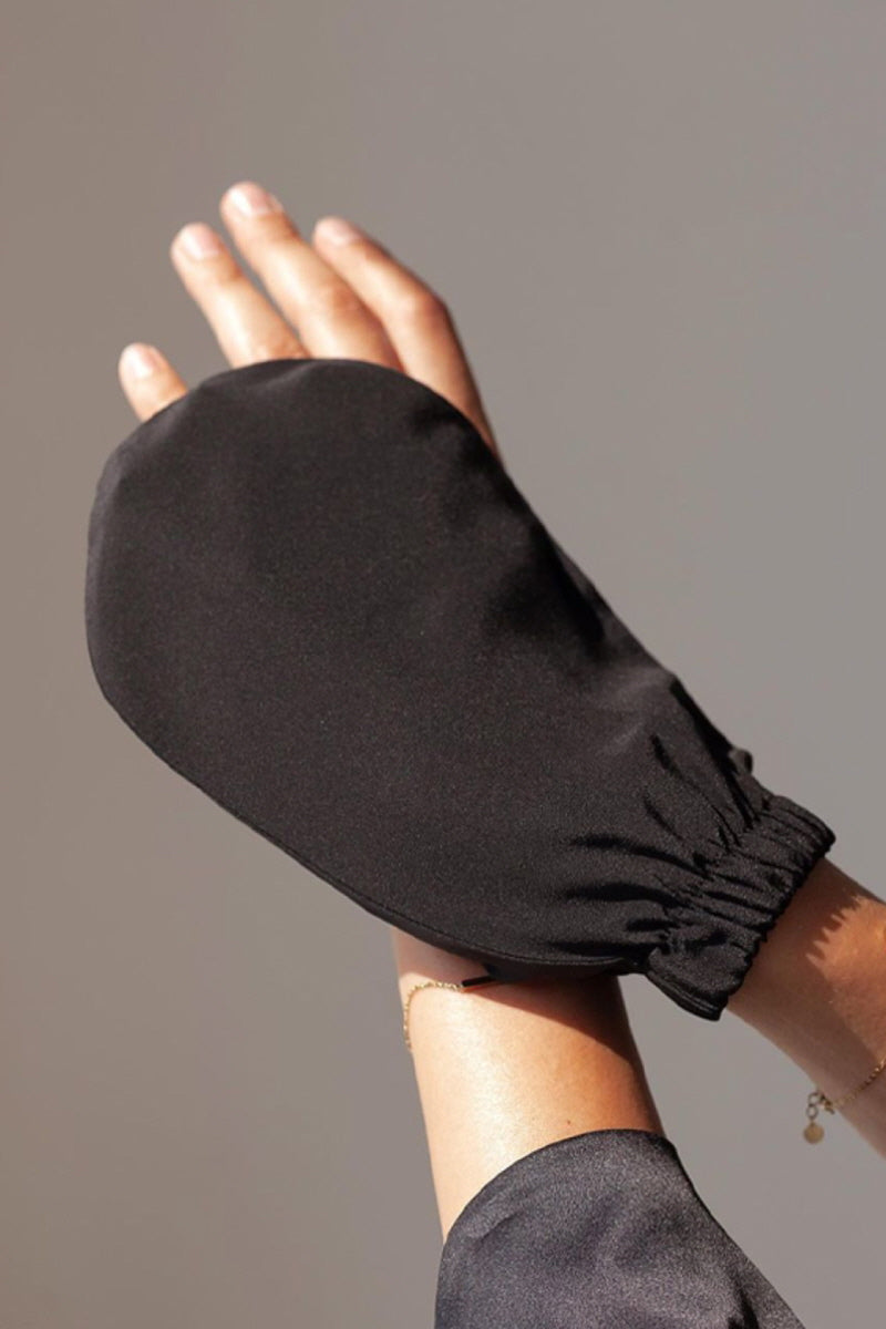 Silk Exfoliating Glow Glove